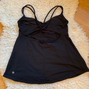 LULULEMON black criss Cross tank